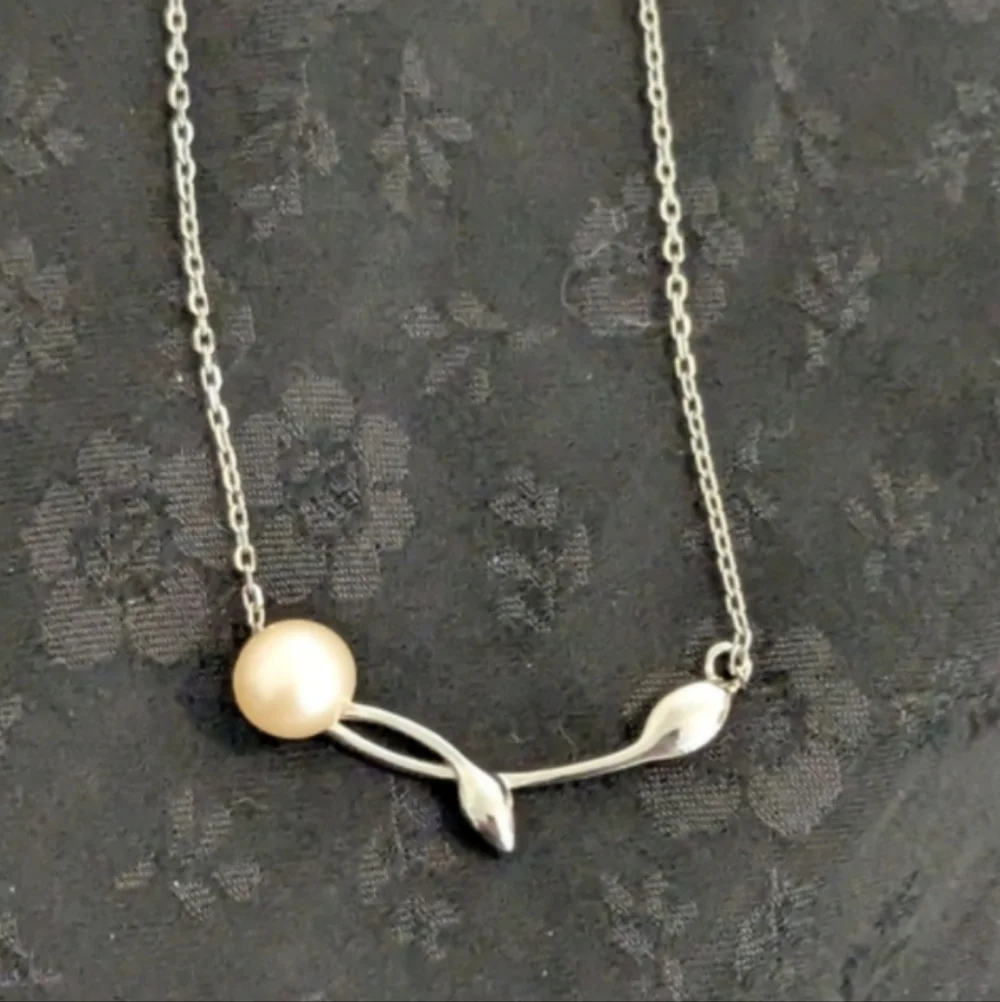 New Vantel Pearls Twisted Vine Sterling Silver Genuine Pearl 16 Inch Necklace